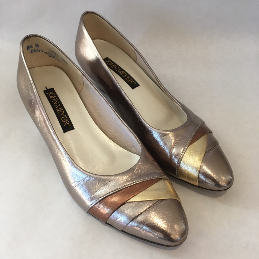 John Meyer Metallic Kitten Heels Size 8.5M